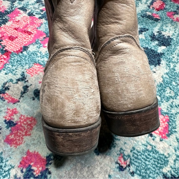 Frye Billy Short Leather Western Boots in Tan - Picture 3 of 8